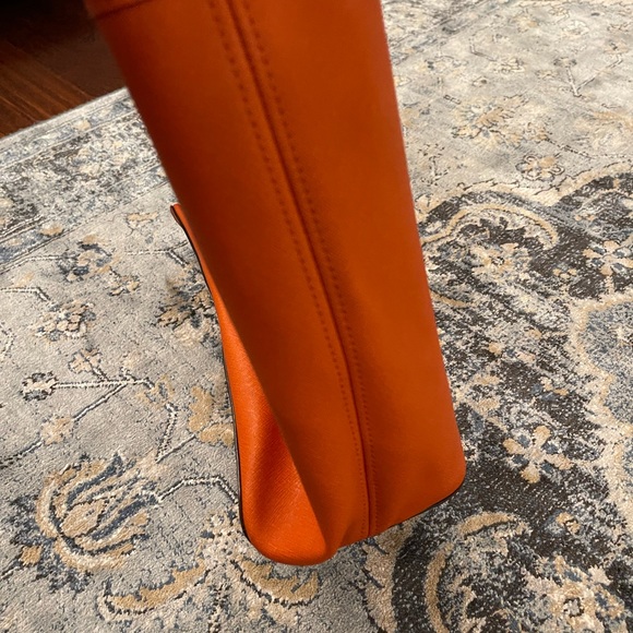 Orange Michael Kors bag - Picture 2 of 6